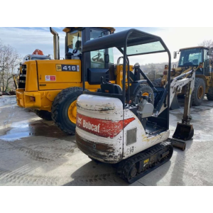 BOBCAT E14 avec 3 godets et BRH | Mini-pelle d’occasion